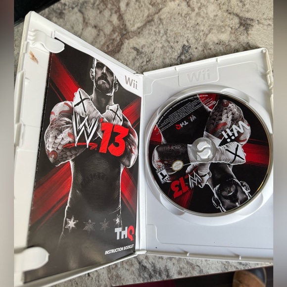 WWE '13 for Wii Nintendo video game working - Picture 2 of 2